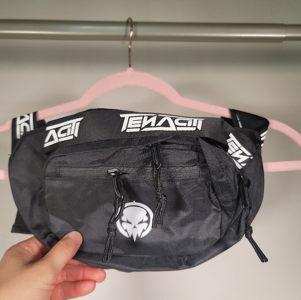 Tenaciti Black Men's Bag